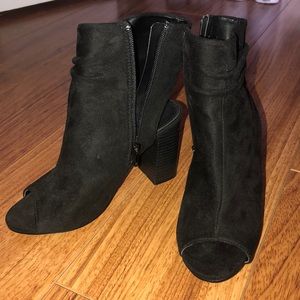 NEW. Booties